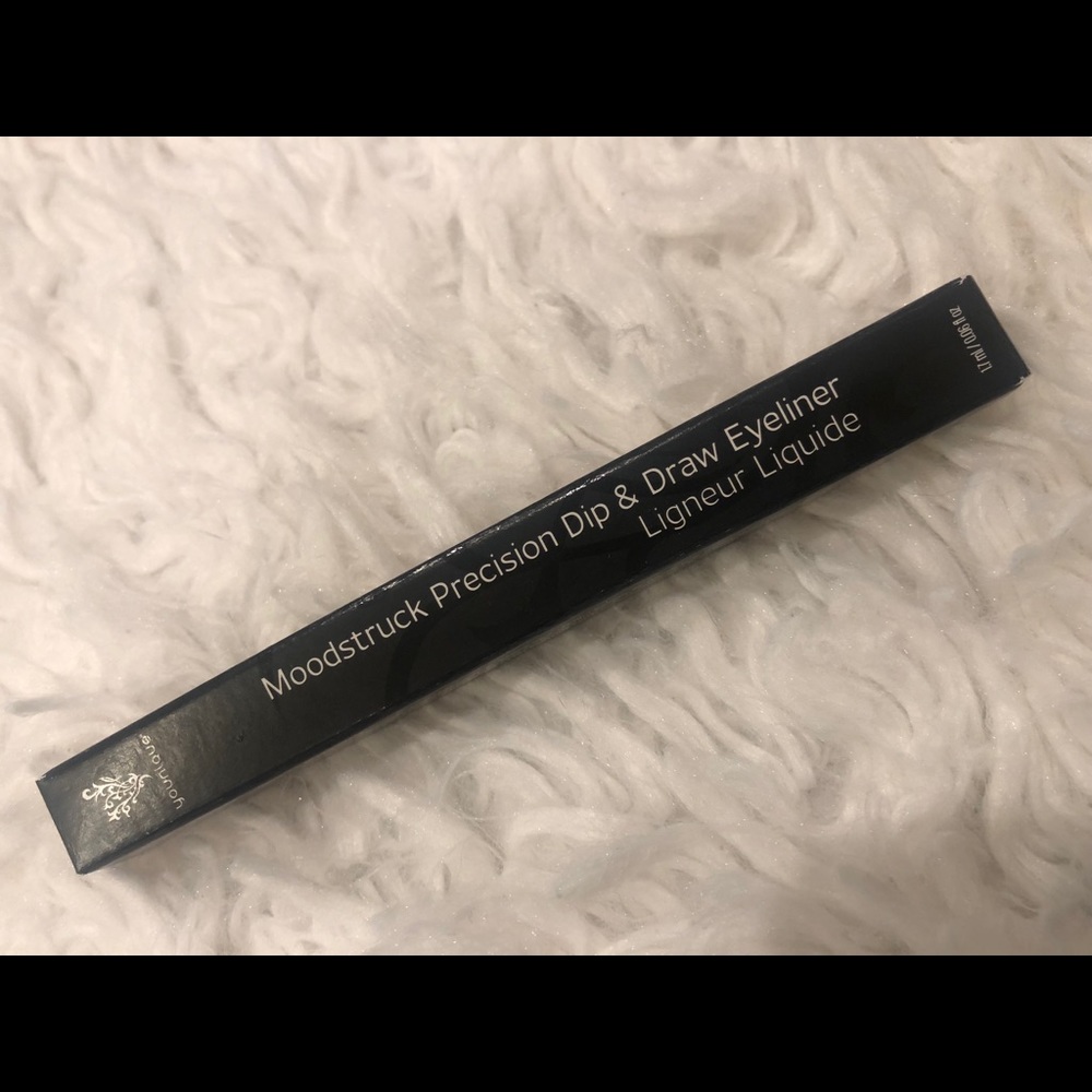 Younique Dip & Draw Eyeliner in Perfect (Black)